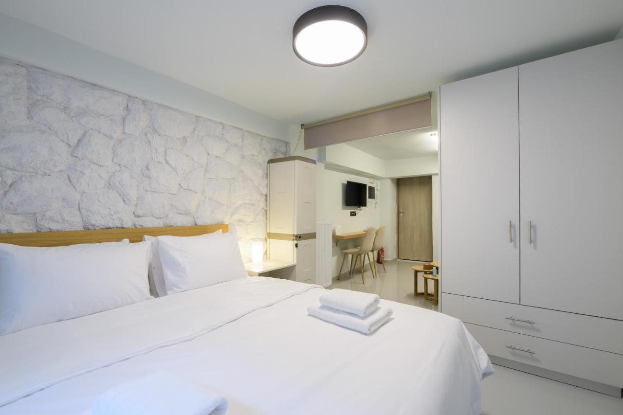 Fully Renovated Underground Flat In Pagrati Apartment Athens Exterior photo